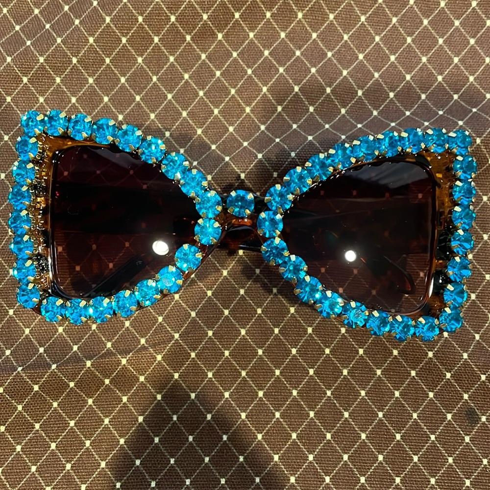 Turquoise Fashion Sunglasses NWT